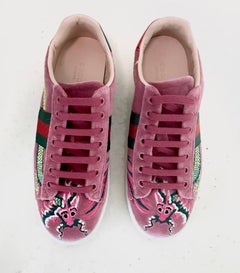 Gucci Snacks in Pink Velvet with Snake 2018 Size 36
