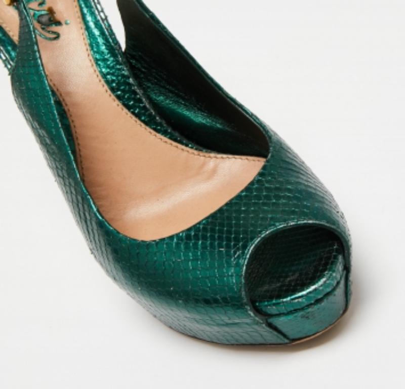 Women's Gucci Snakeskin Embossed Leather Sofia Platform Slingback Sandals Size 36.5 For Sale