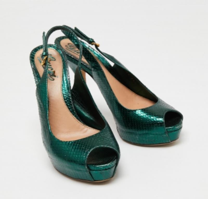 Gucci Snakeskin Embossed Leather Sofia Platform Slingback Sandals Size 36.5 For Sale 1