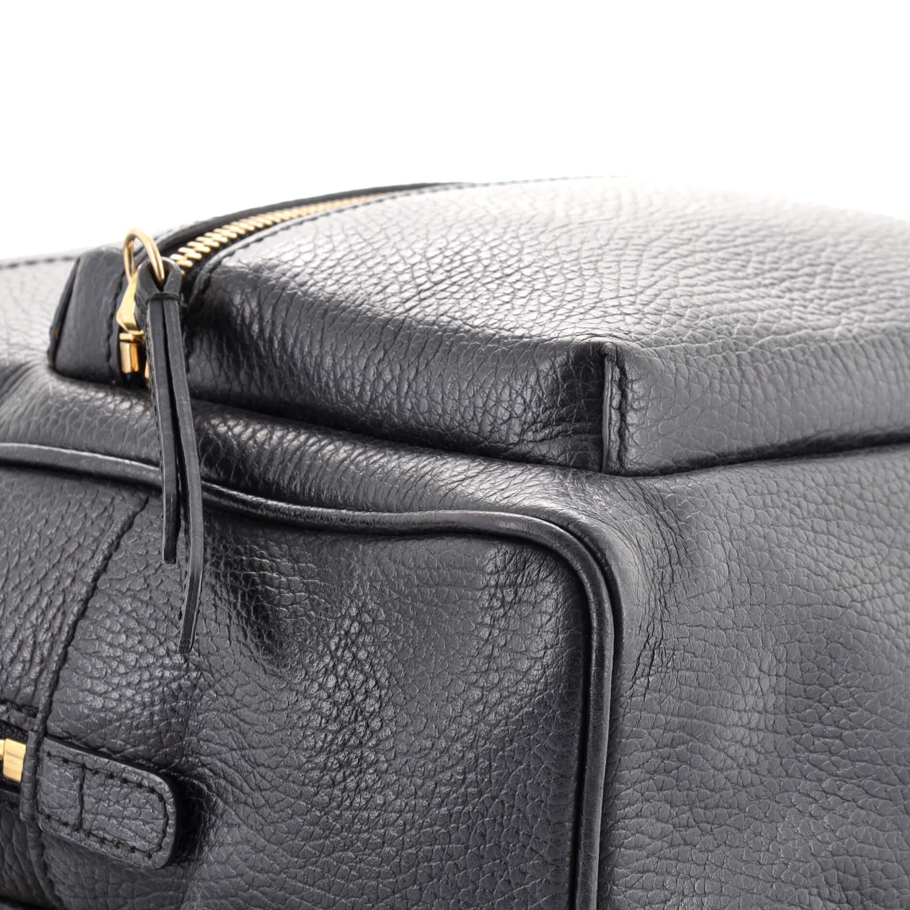 Gucci Soho Rucksack aus Leder mit Kette für Damen oder Herren im Angebot