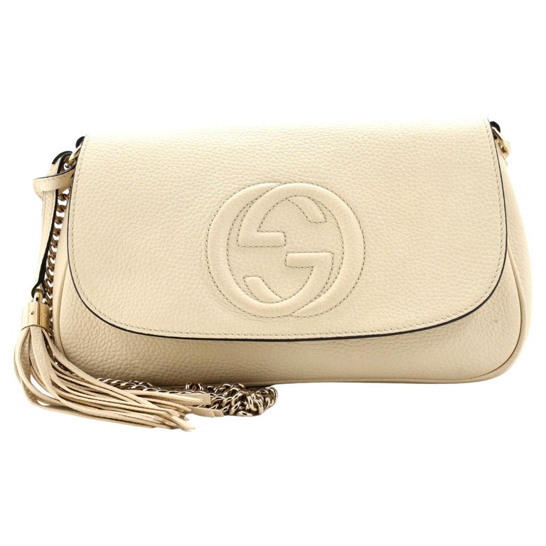 Gucci Soho Chain Crossbody Bag (Outlet) Leather Medium For Sale at 1stDibs