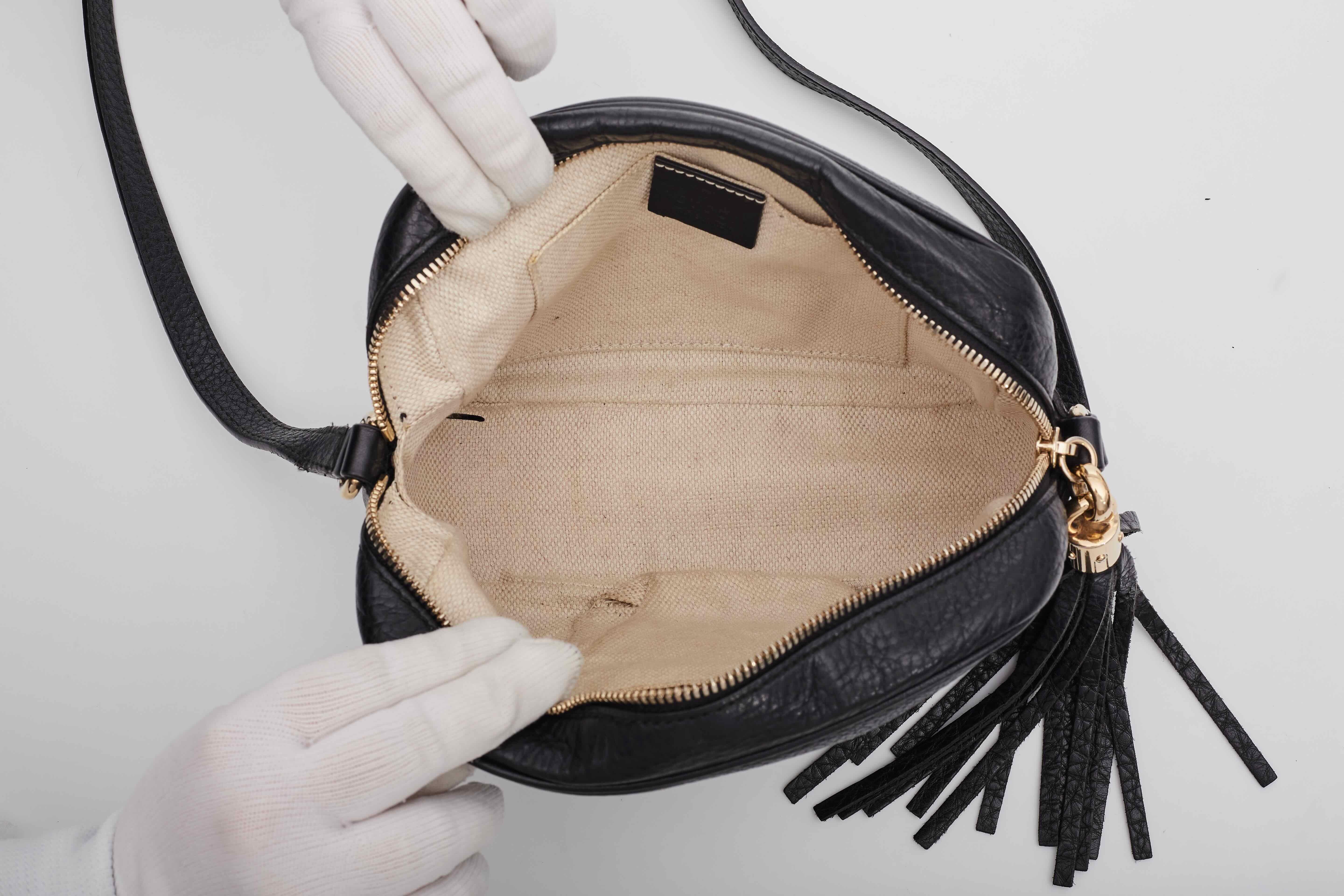Gucci Soho Disco Black Leather Shoulder Bag For Sale 2