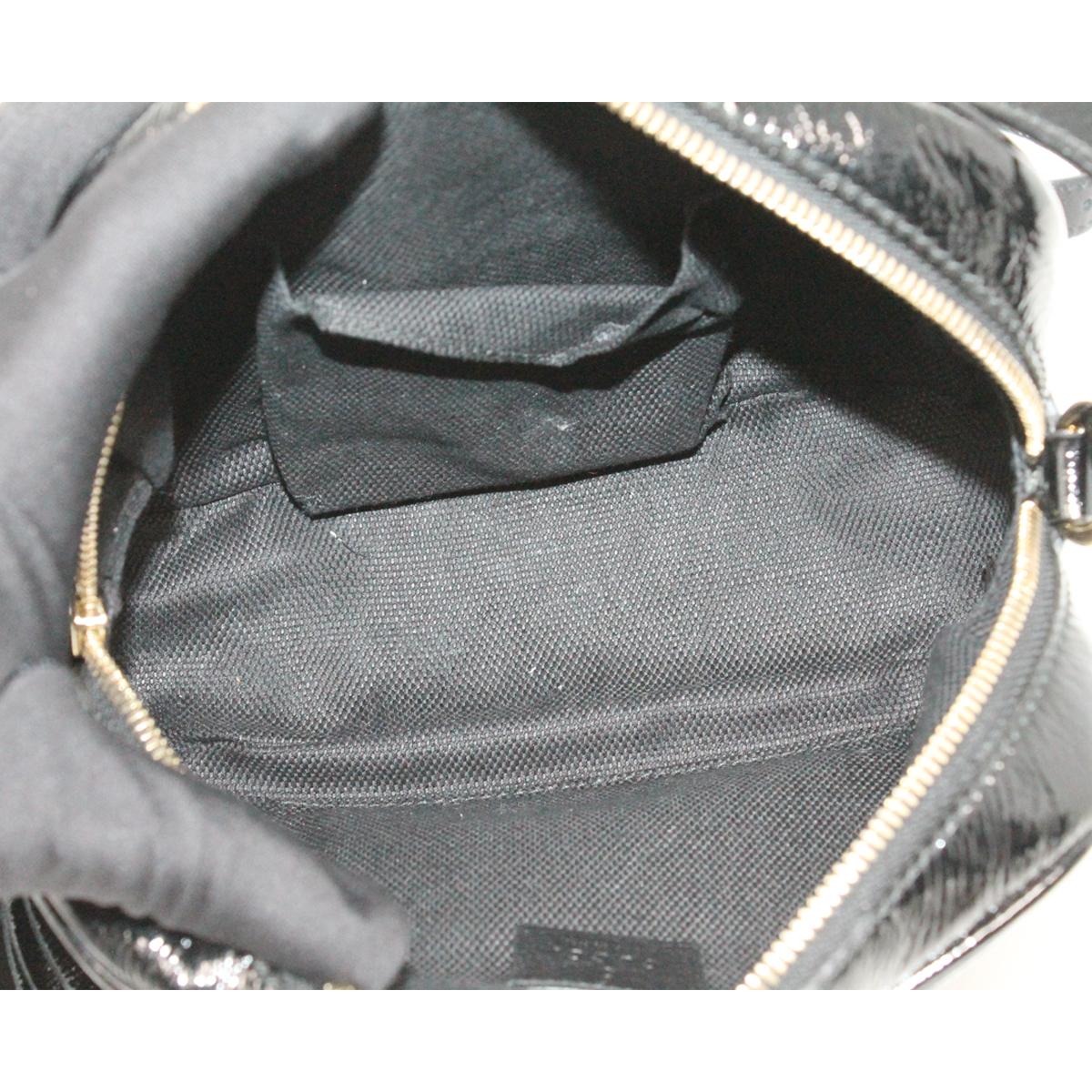 Gucci Soho Disco Black Patent Leather Crossbody Bag In Good Condition In Boca Raton, FL