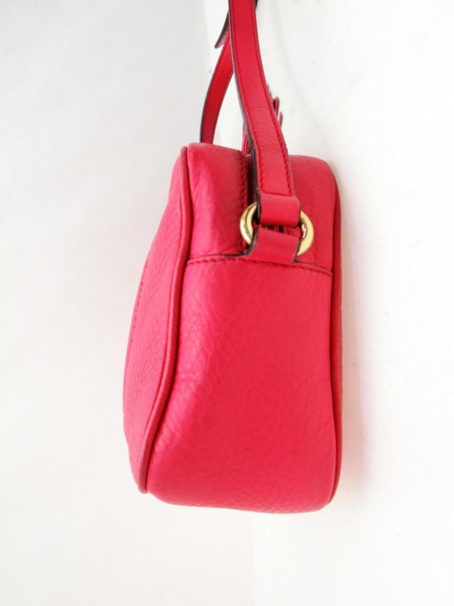 Women's Gucci Soho Fuchsia Fringe Tassel Disco 230924 Pink Leather Cross Body Bag For Sale
