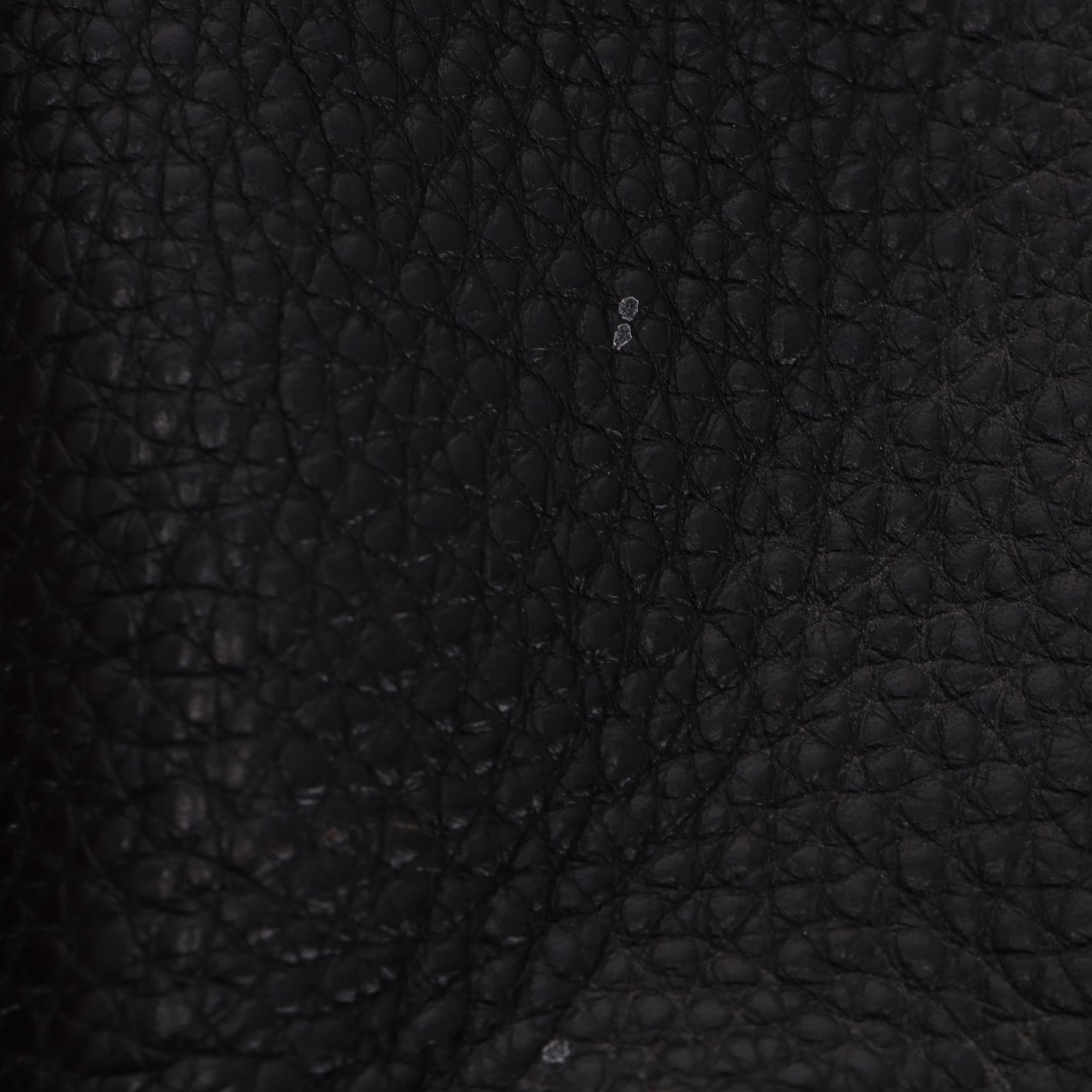Gucci SOHO - Sac à main en cuir avec logo GG gaufré en vente 8