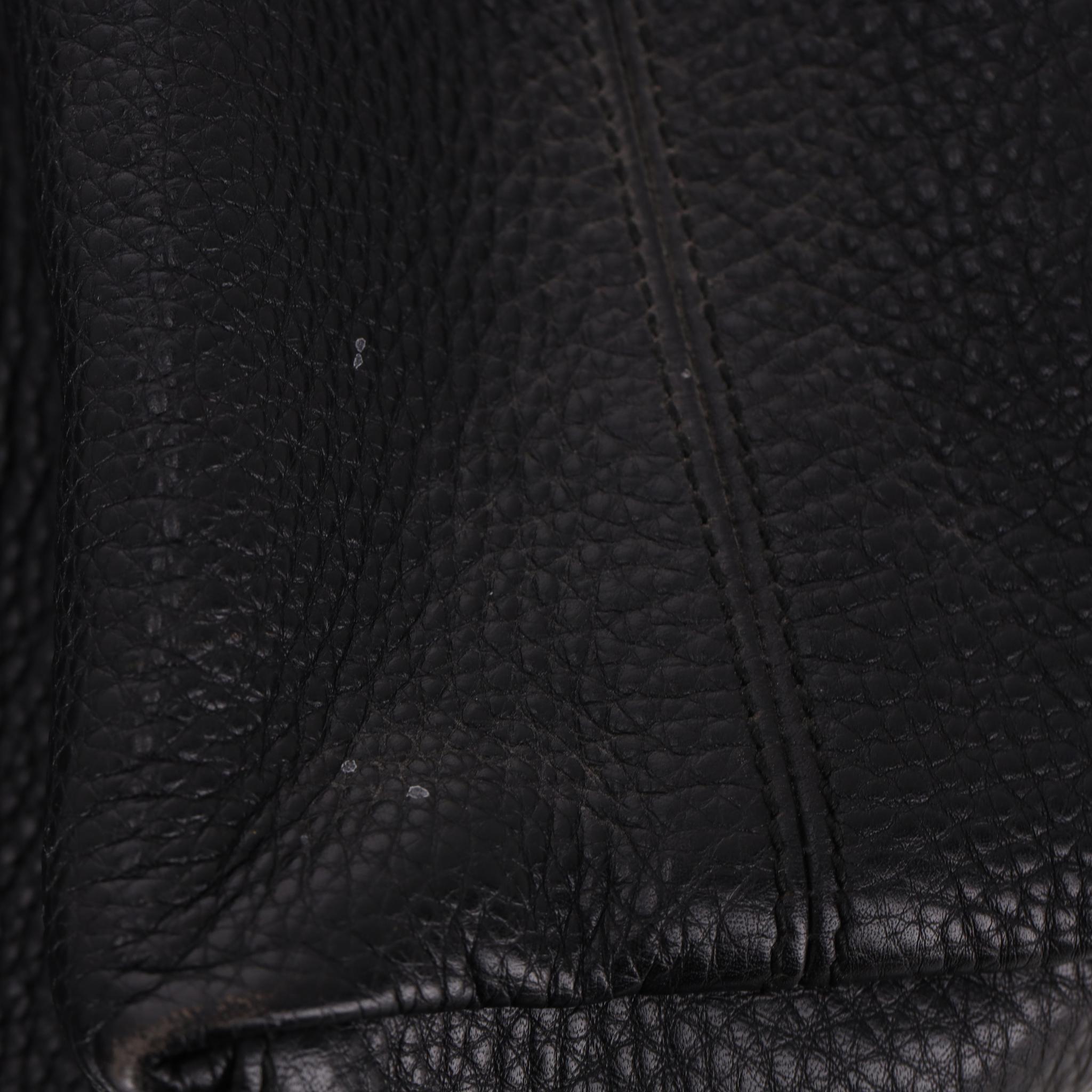 Gucci SOHO - Sac à main en cuir avec logo GG gaufré en vente 13