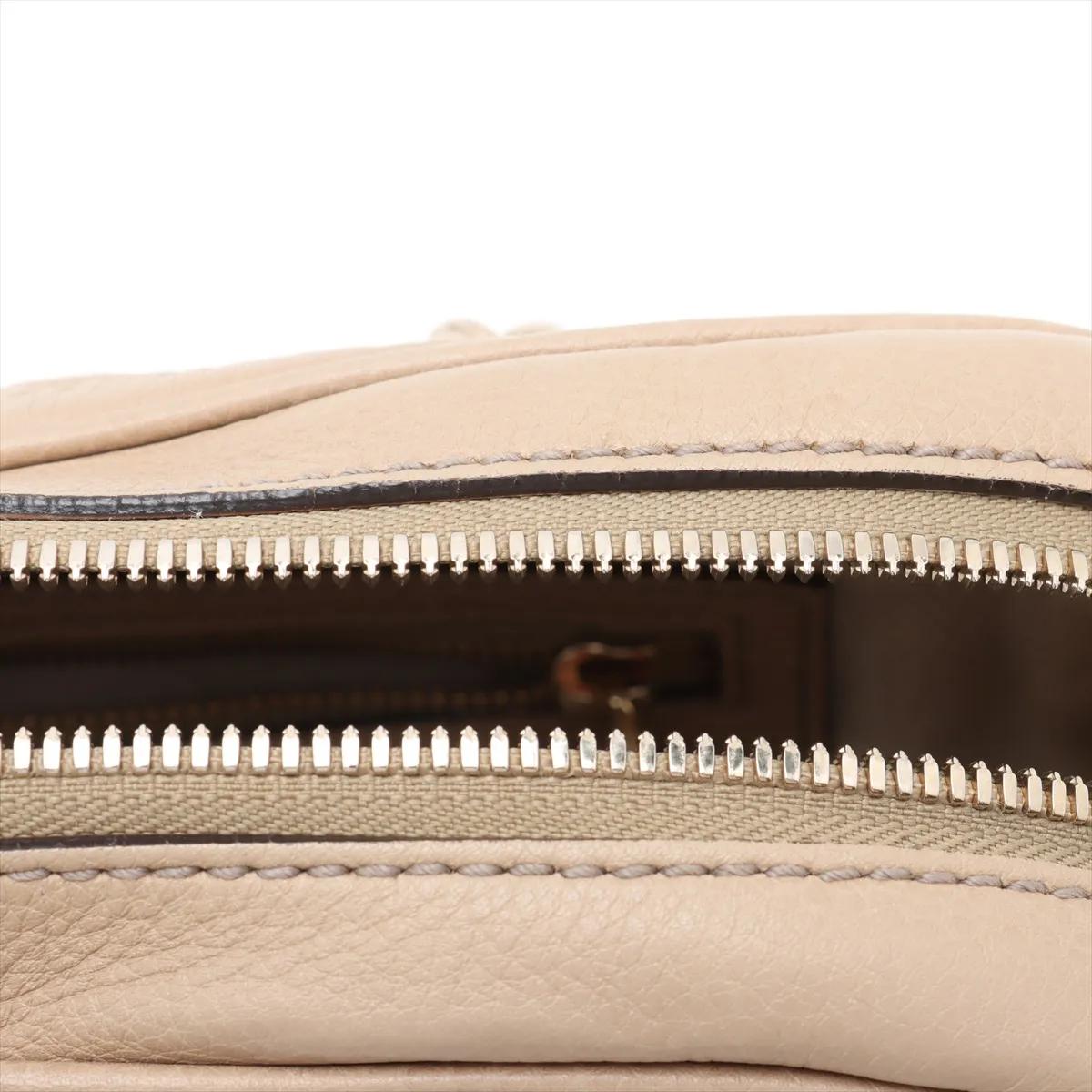 Gucci Soho Borsa a tracolla in pelle con catena Beige in vendita 13