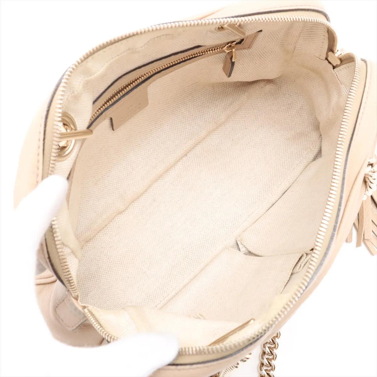 Gucci Soho Borsa a tracolla in pelle con catena Beige in vendita 4