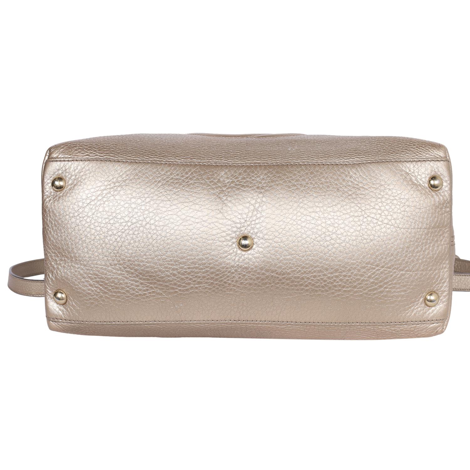 Gucci SOHO Metallic Gold Pebbled Calfskin Leather Top Handle Bag en vente 5