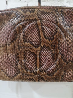 Borsa a tracolla Soho di Gucci in pitone