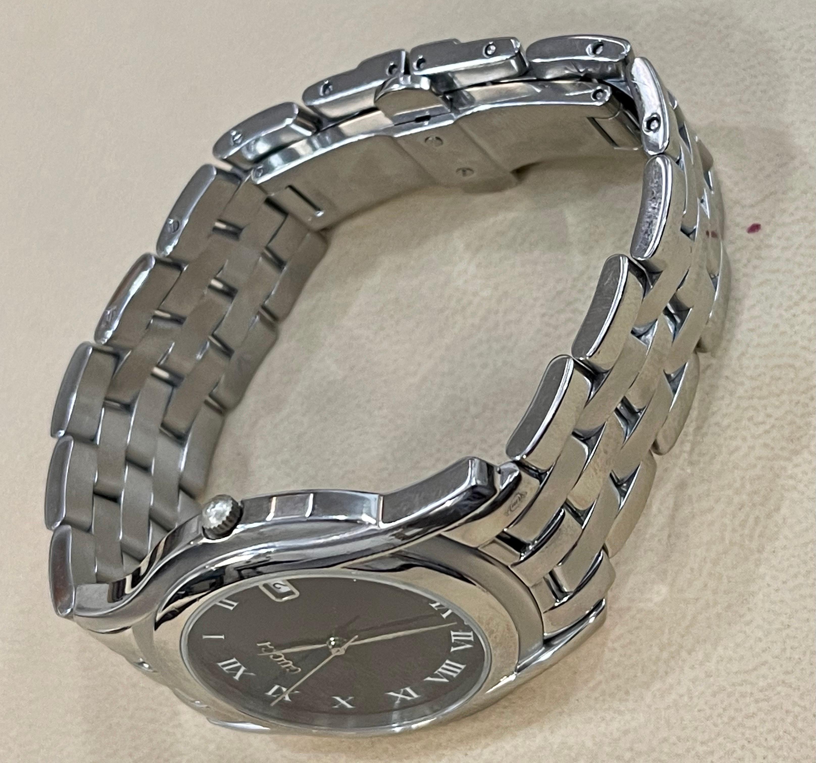 Women's Gucci Stainless Steel Black Dial 5500L Roman Numeral Swiss Watch Unisex