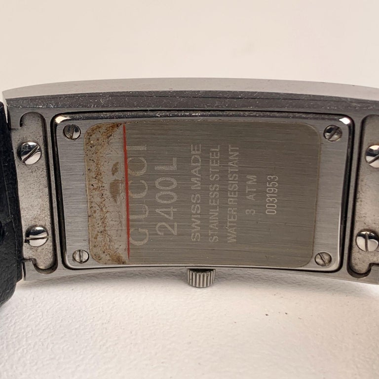 Gucci Montre-bracelet Mod 2400 L en acier inoxydable et cuir noir sur  1stDibs