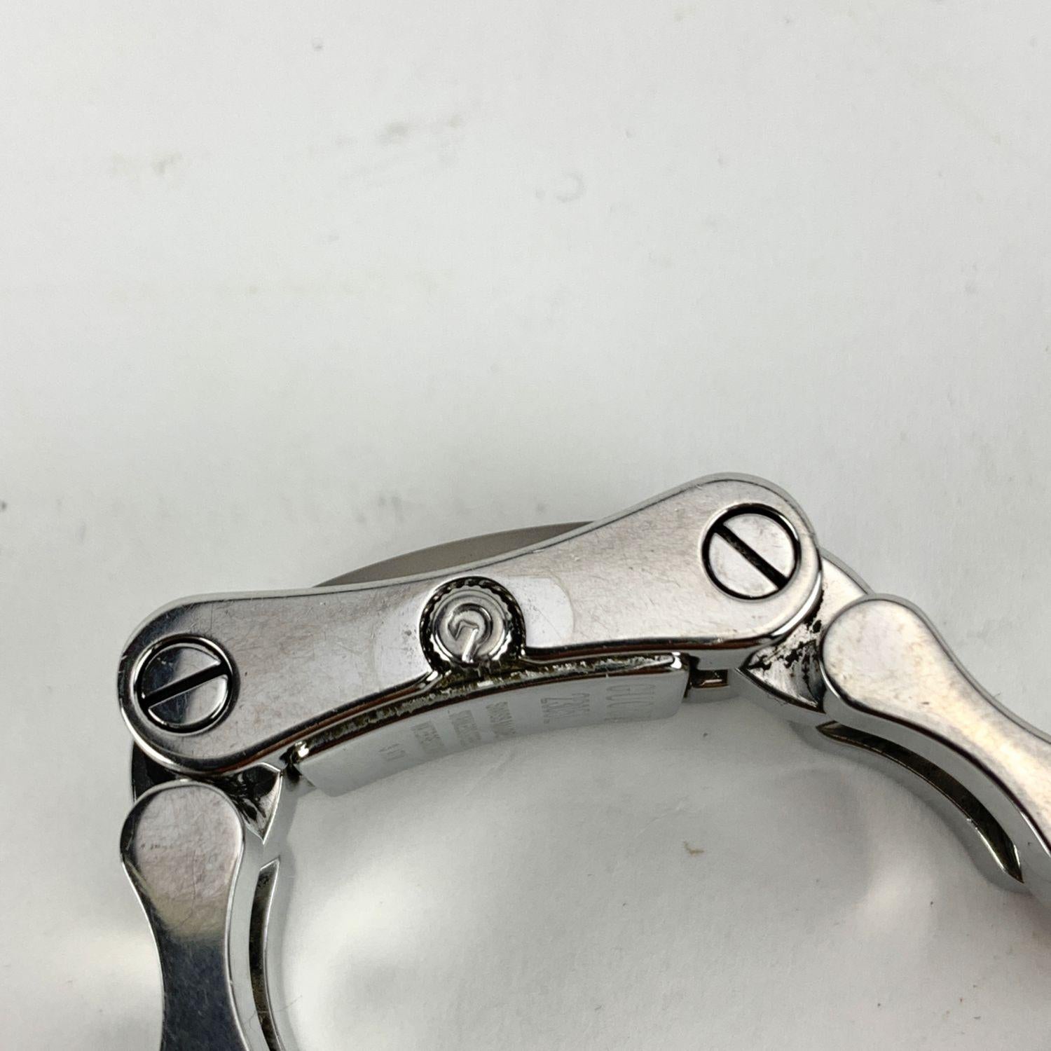 Gucci Stainless Steel Wrist Watch Mod 2305 L Quartz White Dial 1