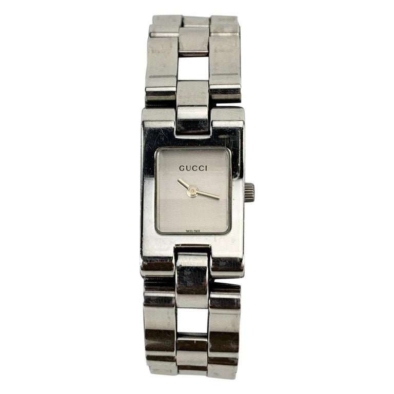 Gucci Stainless Steel Wrist Watch Mod 2305 L Quartz White Dial For Sale at  1stDibs