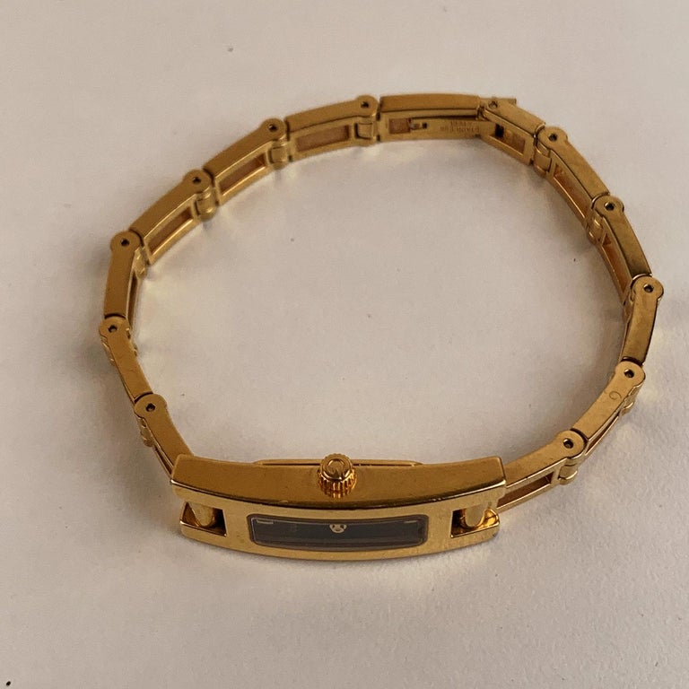 Gucci Stainless Vintage Gold Steel Wrist Ladies Watch Mod 3900L Quartz ...