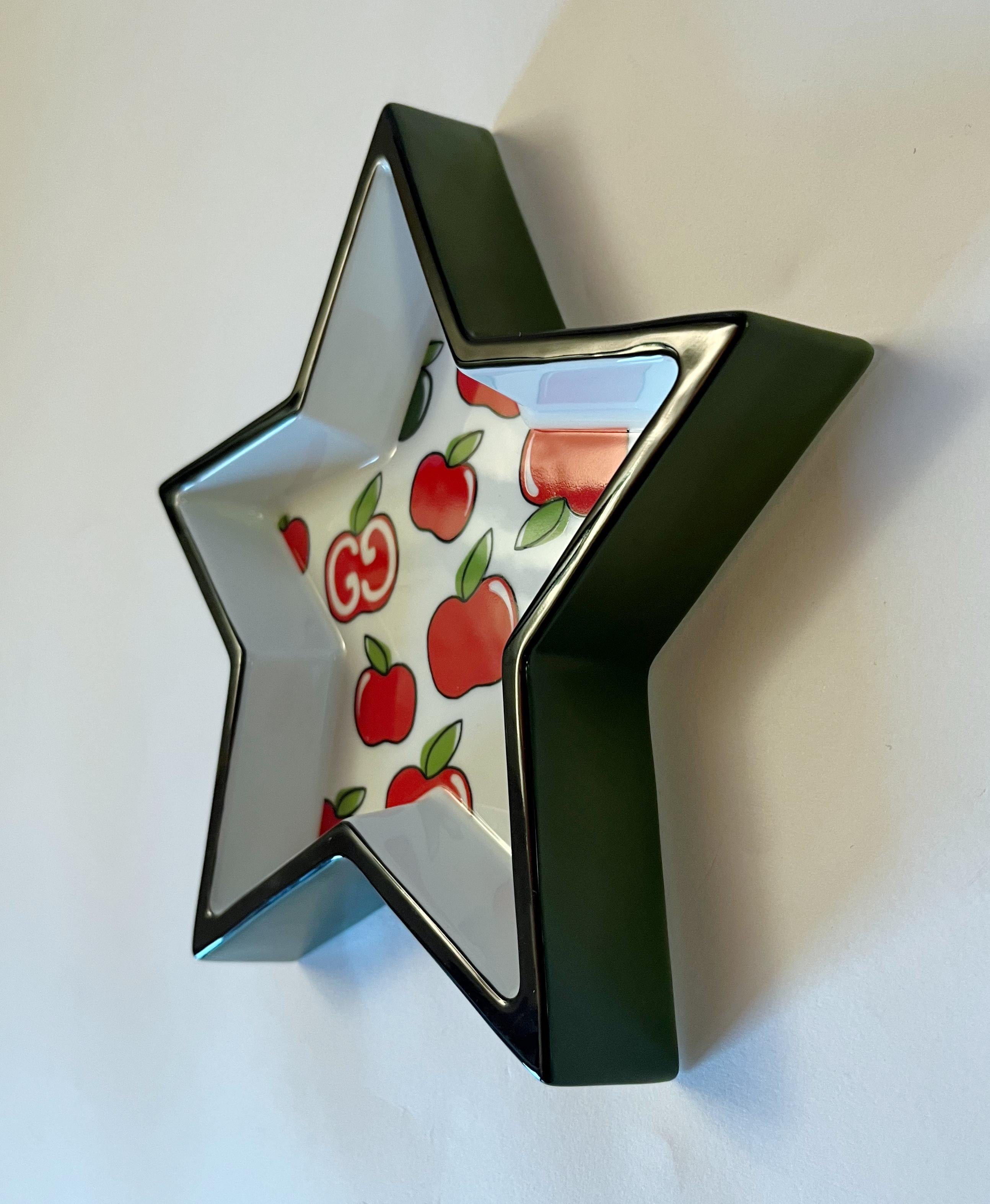 GUCCI Star Vide Poche oder Change Tablett von Richard Ginori, GUCCI (Porzellan) im Angebot