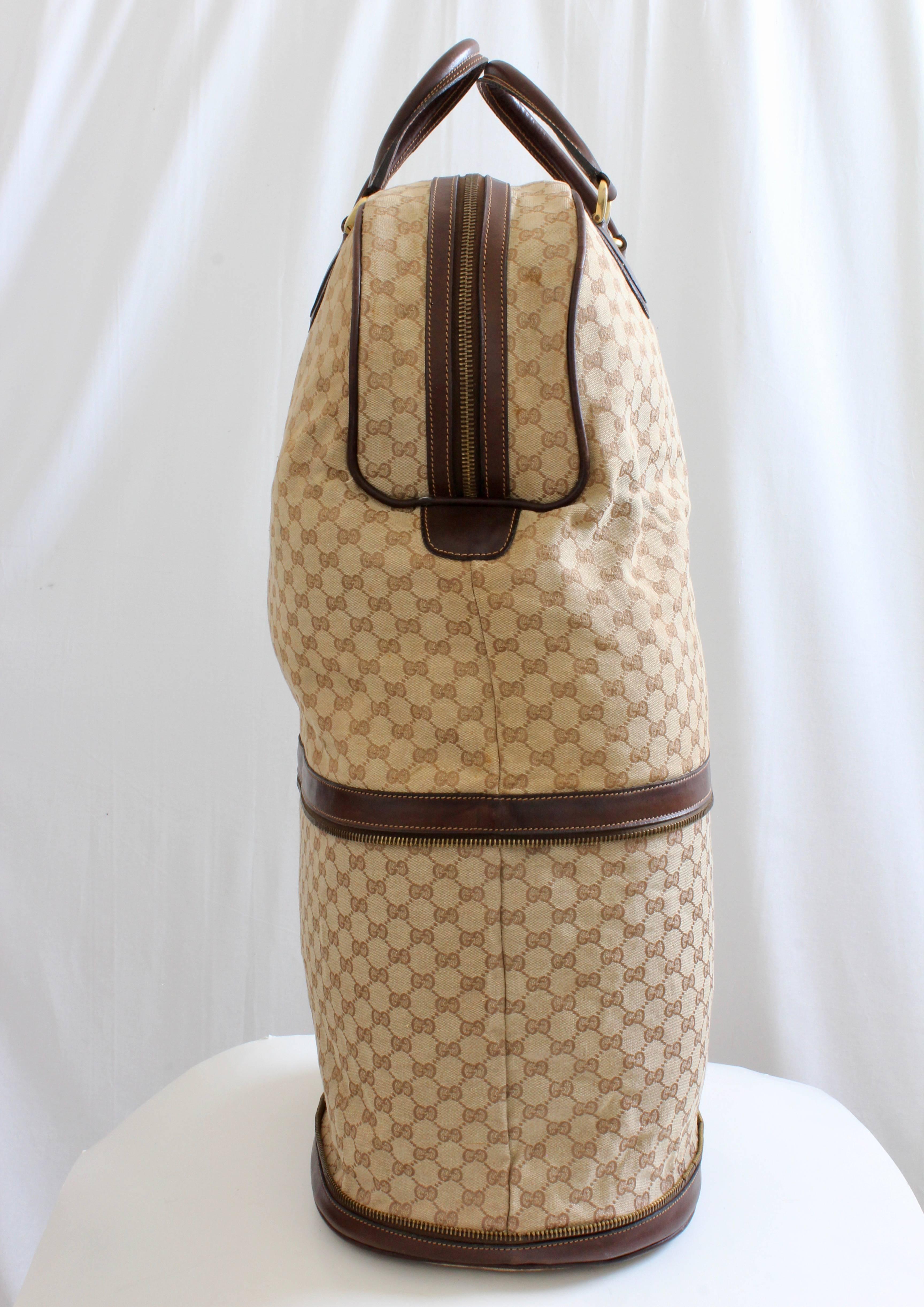 Gucci Supreme Canvas and Leather Steamer Bag Keepall Expandable Luggage, 1970s In Good Condition In Port Saint Lucie, FL