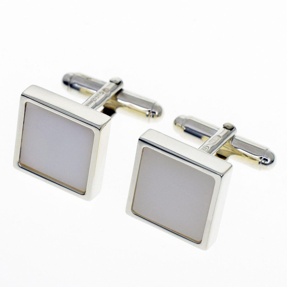 Brand:GUCCI
Name:White x silver color cufflinks
Material:Sterling Silver
Weight :13.5g(Pair）(Approx)
Top size:H14.82mm×W14.92mm / H0.58in×W0.58un(Approx)
Comes with:Gucci case