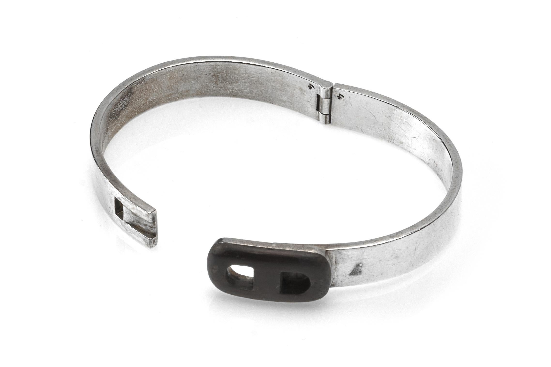 Modern Gucci Sterling Bracelet For Sale