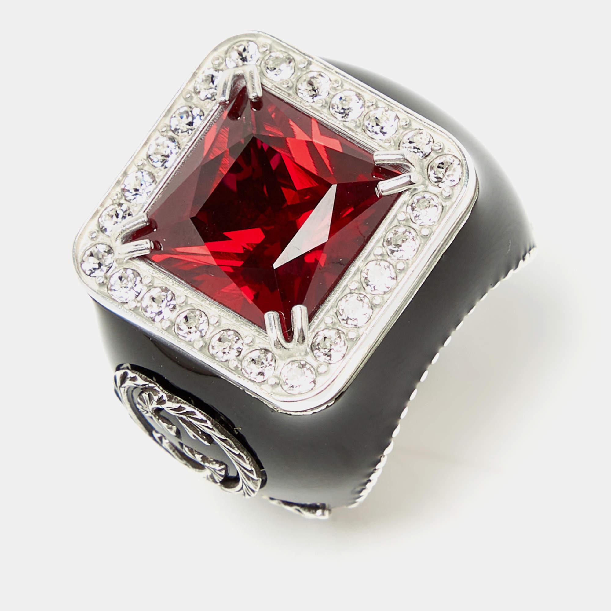 Gucci Sterling Silver Crystal Embellished Signet Ring In Excellent Condition In Dubai, Al Qouz 2