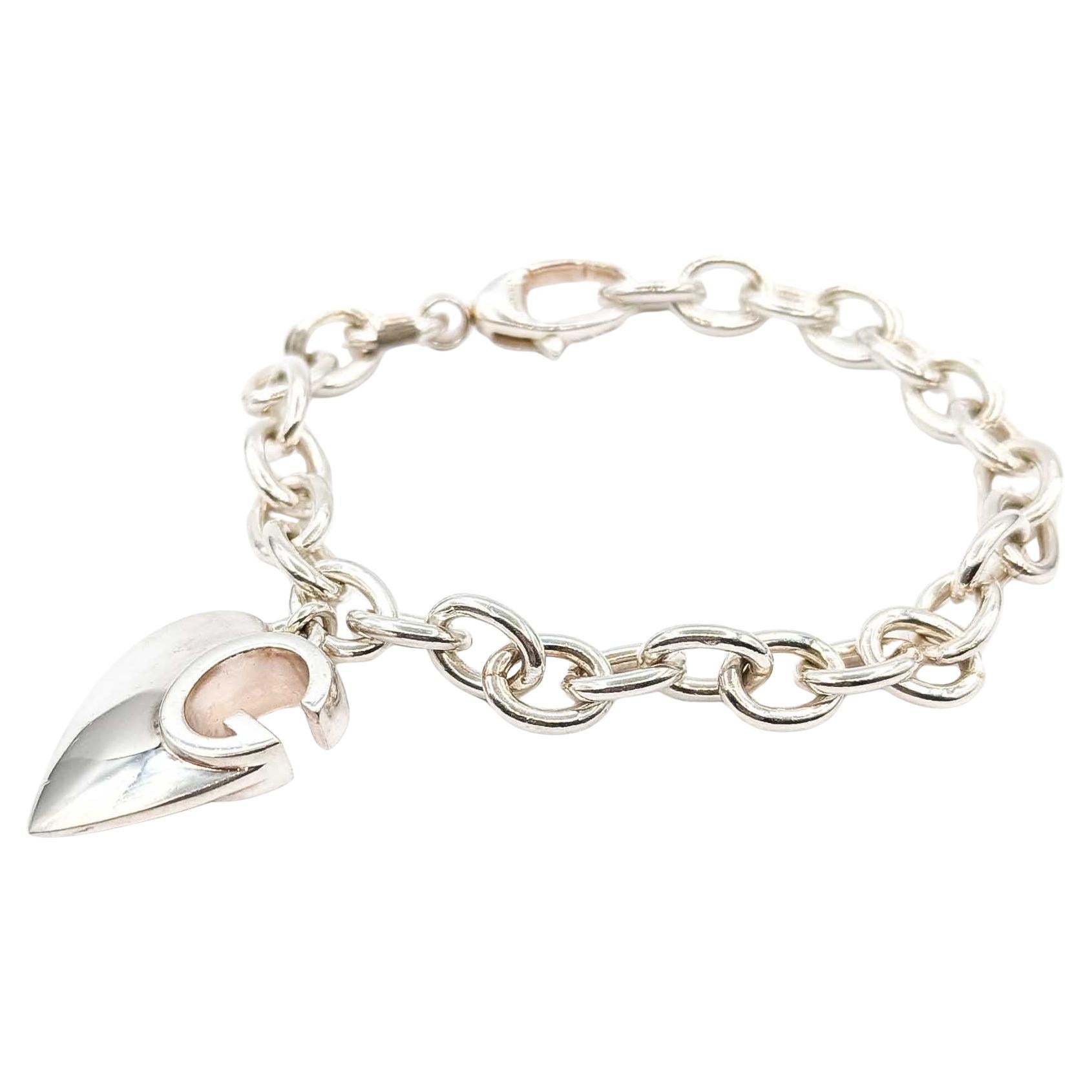 Bracciale A Link con Charm a forma di cuore in argento 925 di Gucci in vendita