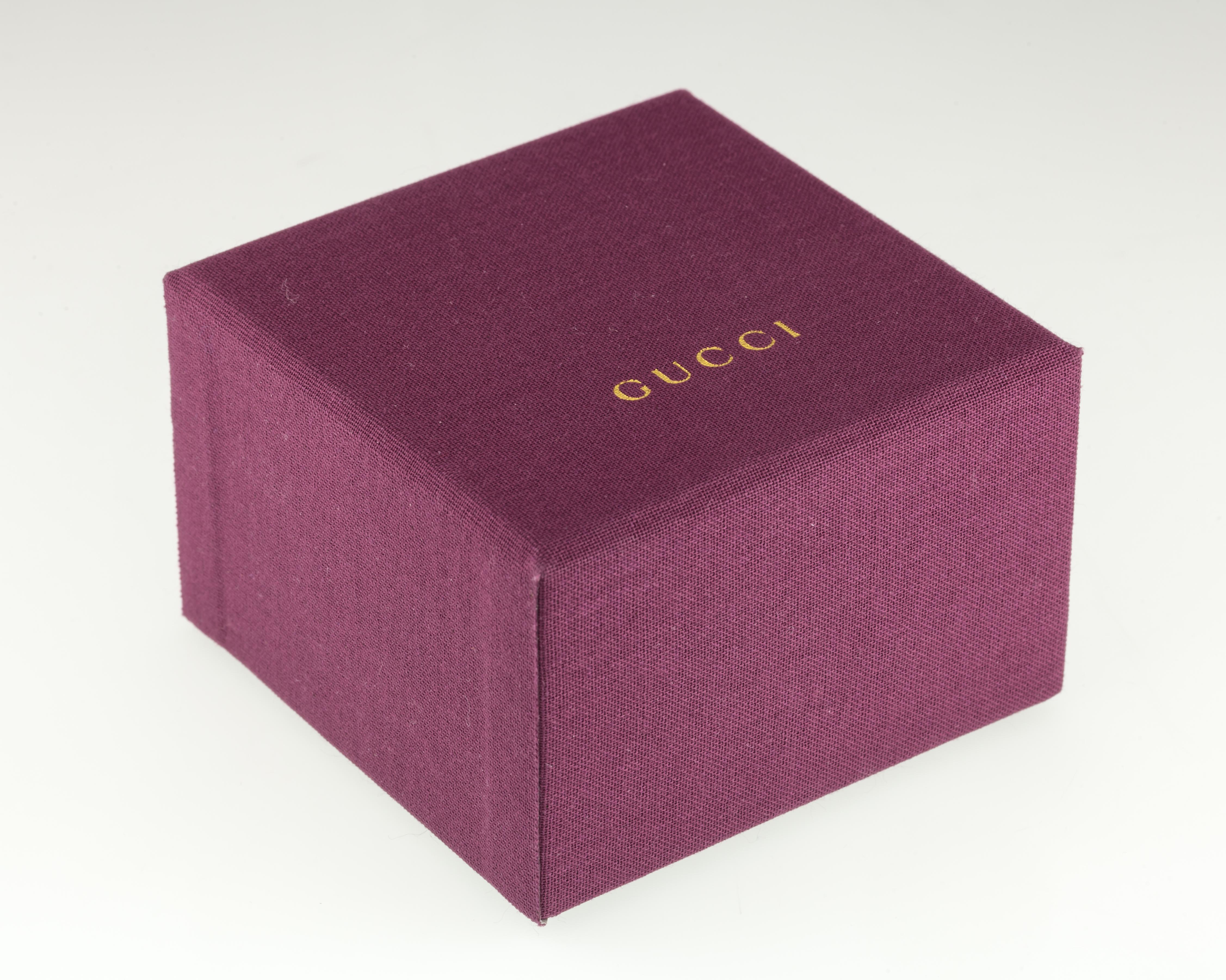 Gucci Sterling Silver Interlocking G Band Ring with Box & Pouch For Sale 1