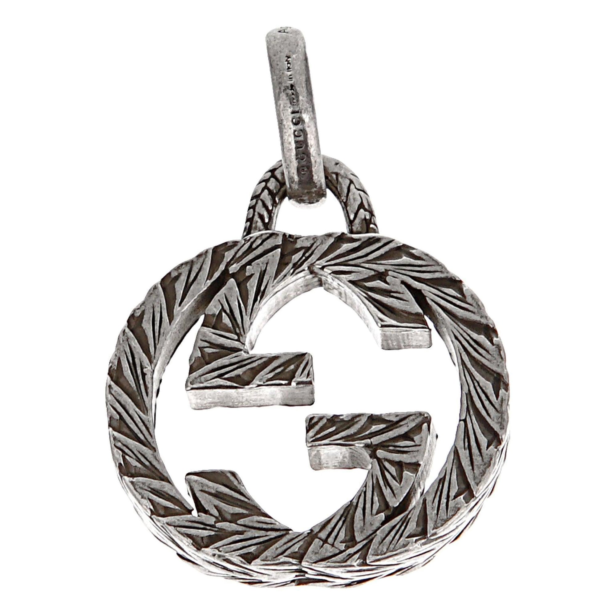 Ciondolo con incisione GG di Gucci in argento sterling