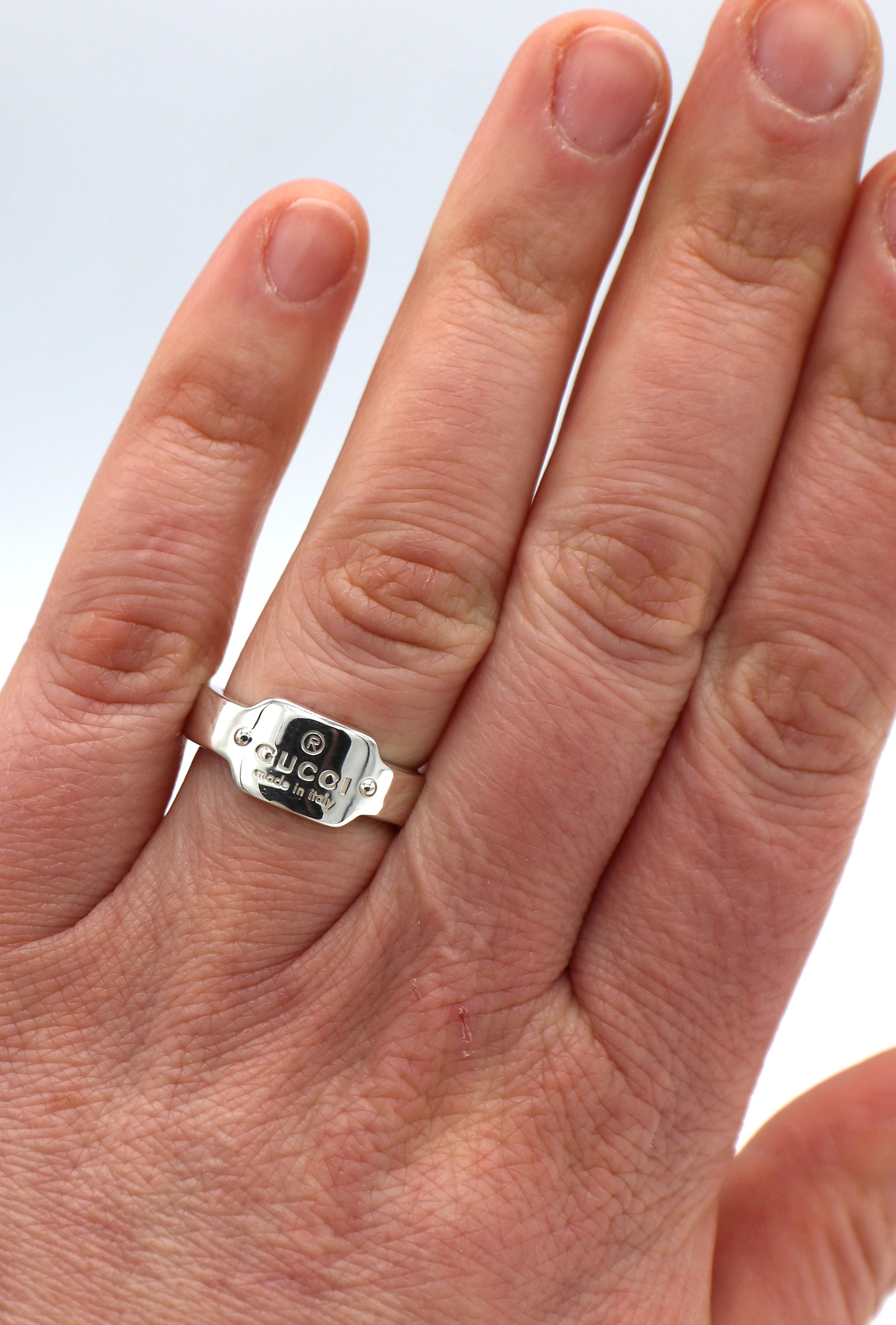 gucci silver band ring