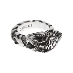Gucci Anello con testa di tigre in argento 925 Sz 10