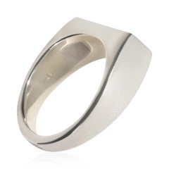 Anello con marchio Gucci in argento sterling