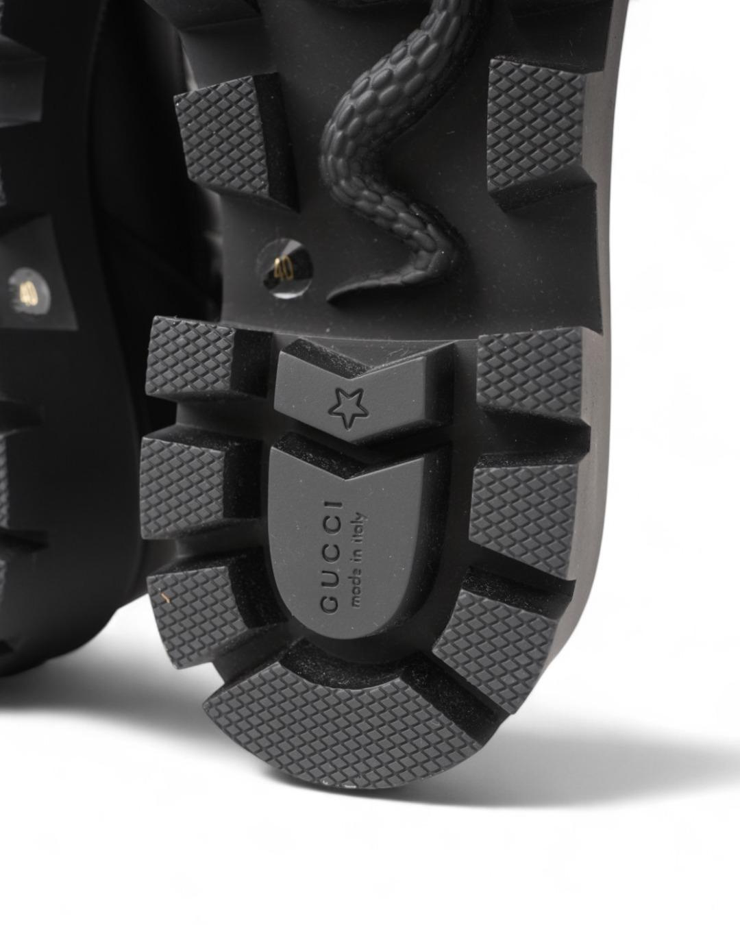 Gucci GG Matelassé Leather Boot Negro en venta 7