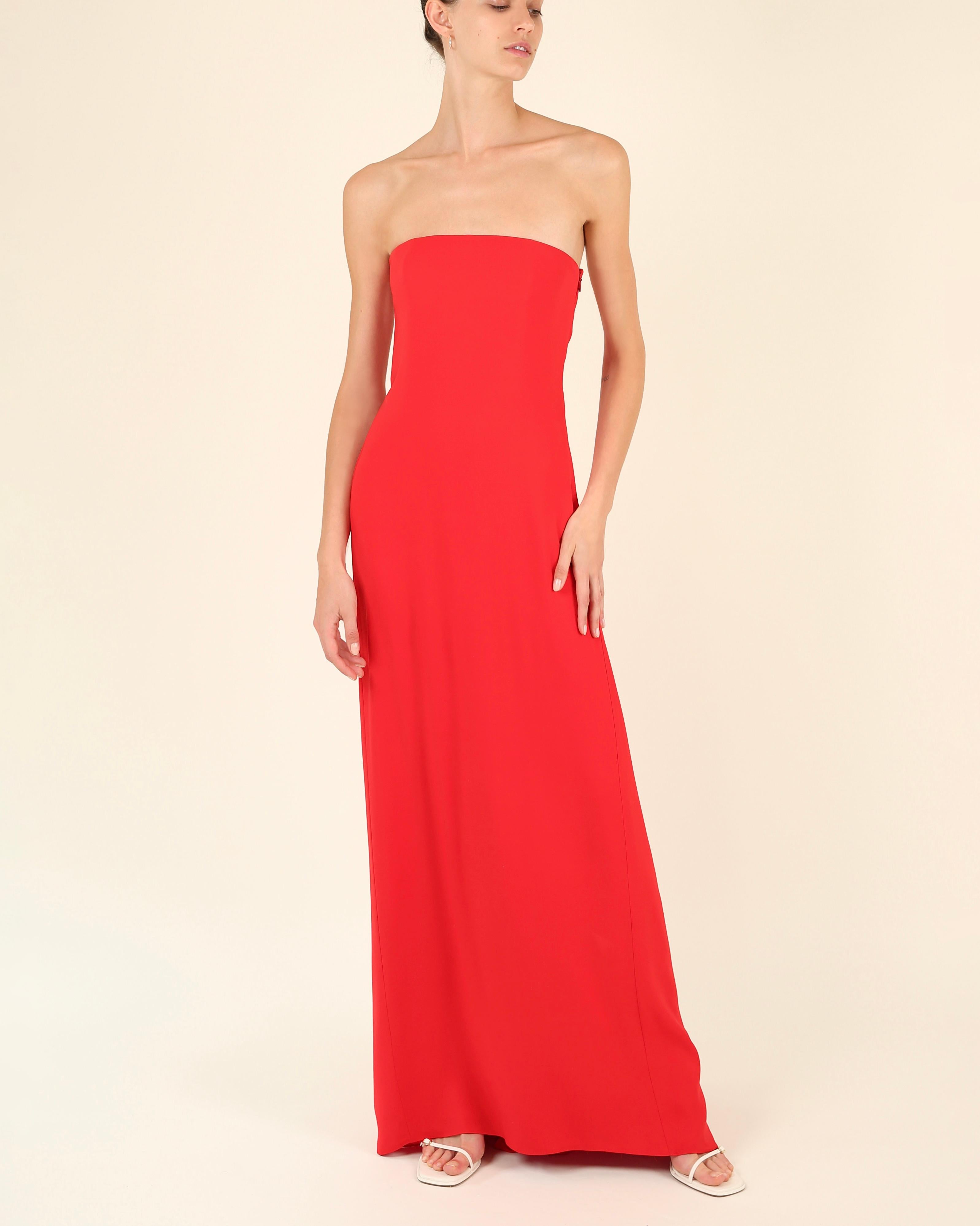 Gucci strapless bustier tie back red silk train column gown maxi dress IT 38 In Good Condition In Paris, FR
