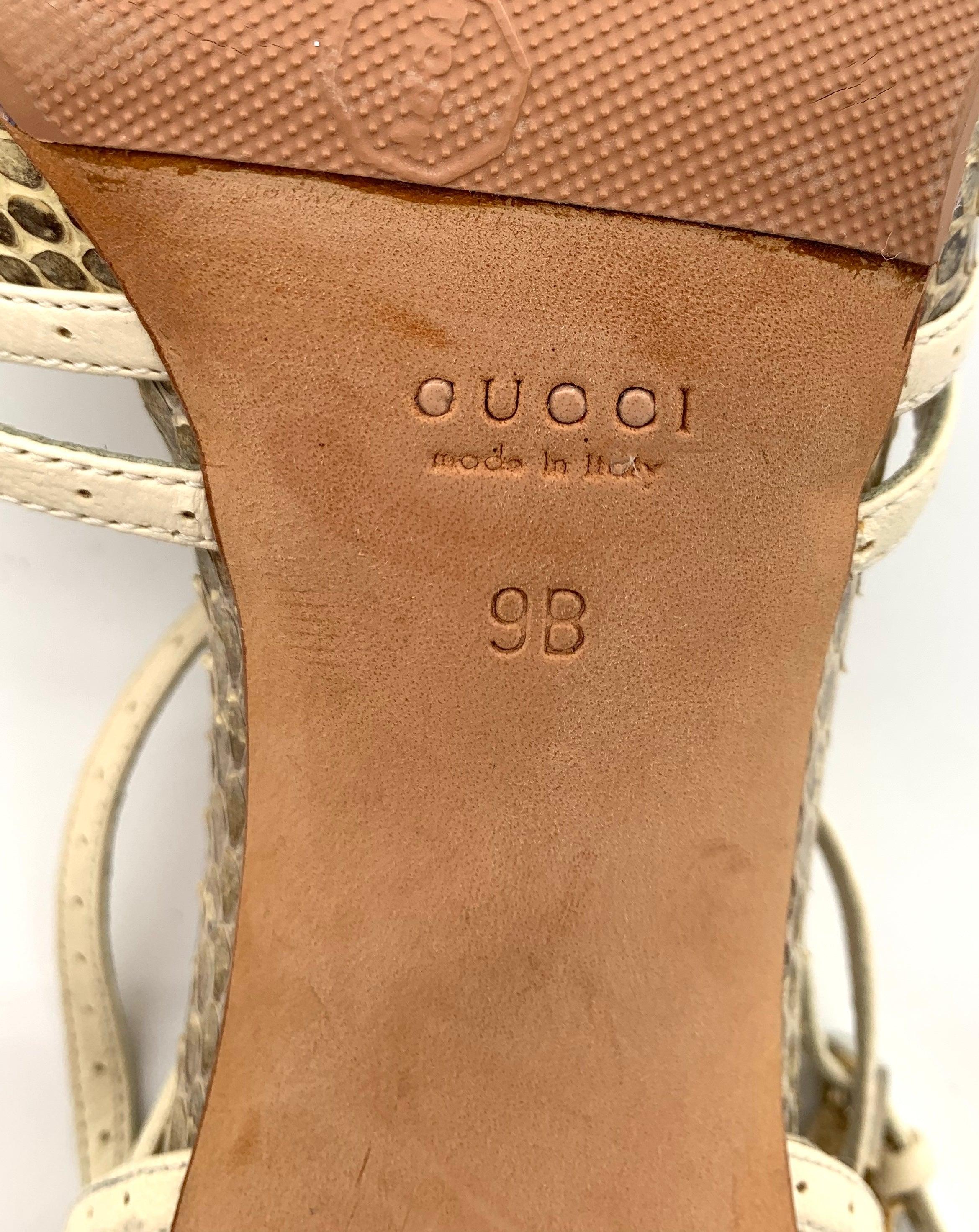 Gucci: tacchi a spillo in pelle color crema e pelle di serpente In condizioni buone in vendita a Los Angeles, CA