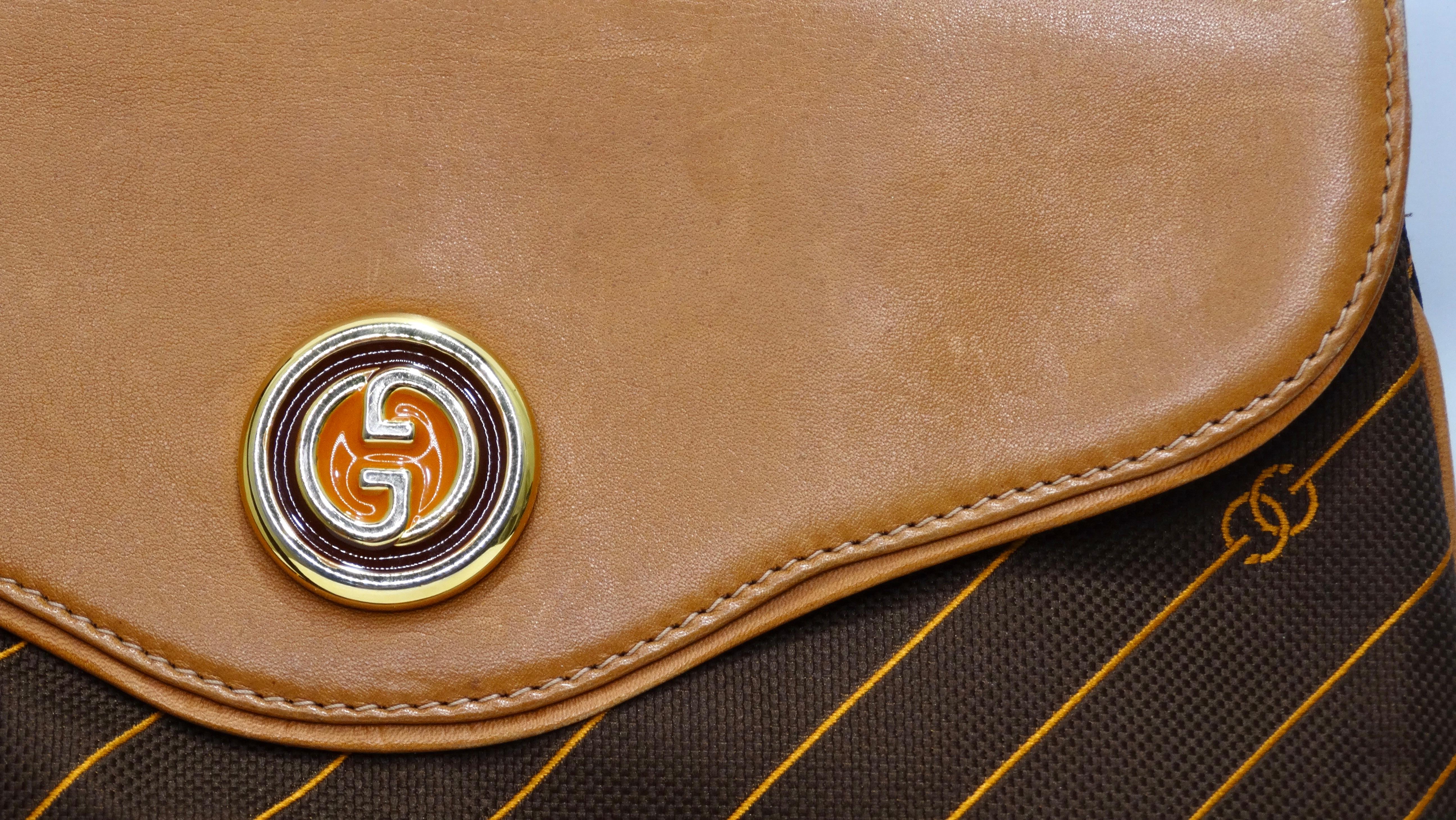 Gucci Gestreifte Vintage-Handtasche mit Monogramm im Zustand „Gut“ im Angebot in Scottsdale, AZ
