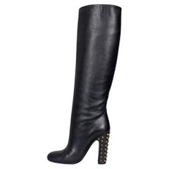 Stivali con tacco a blocco in pelle con borchie di Gucci - Misura 36,5