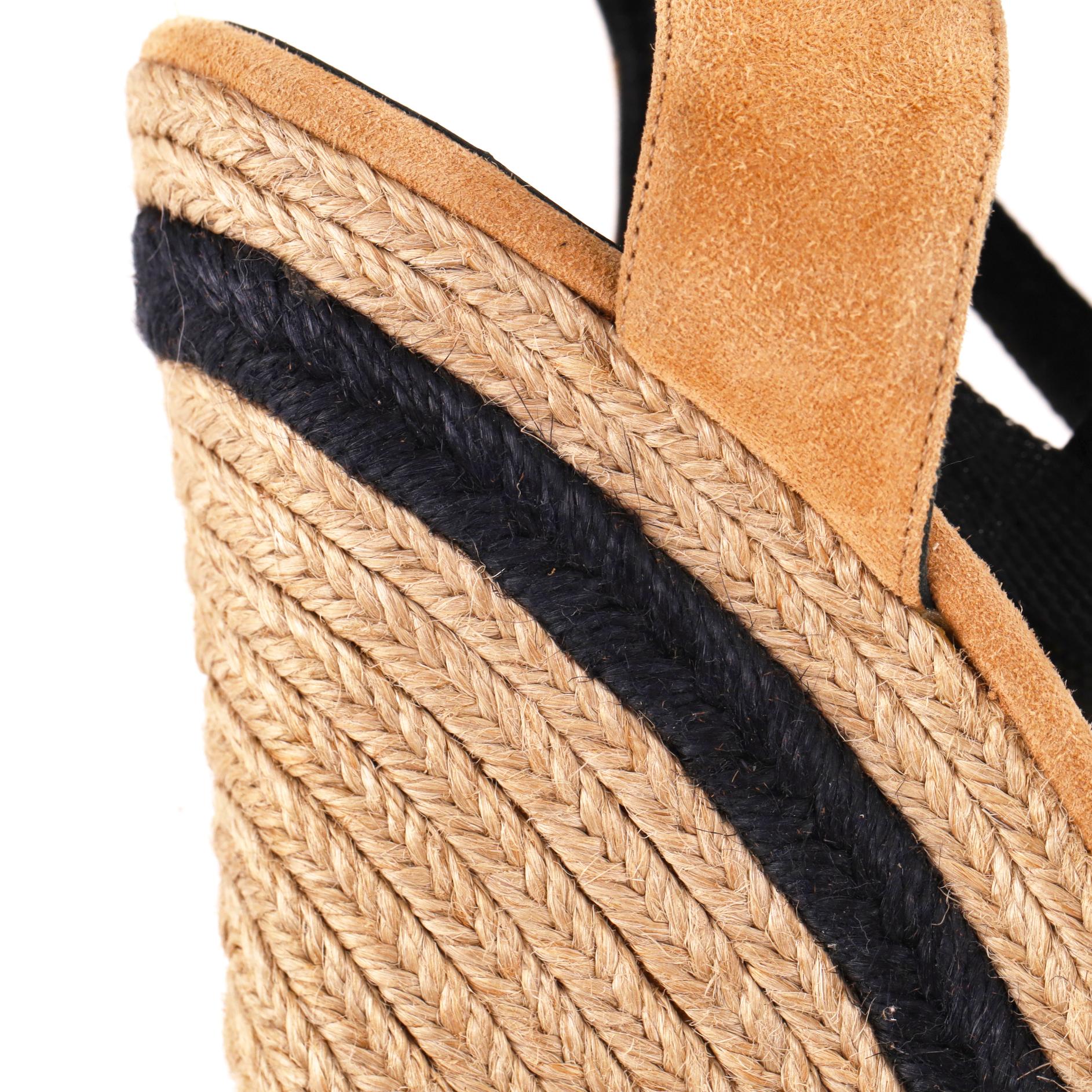 Gucci Espadrille-Keilsandalen aus Wildleder im Angebot 6