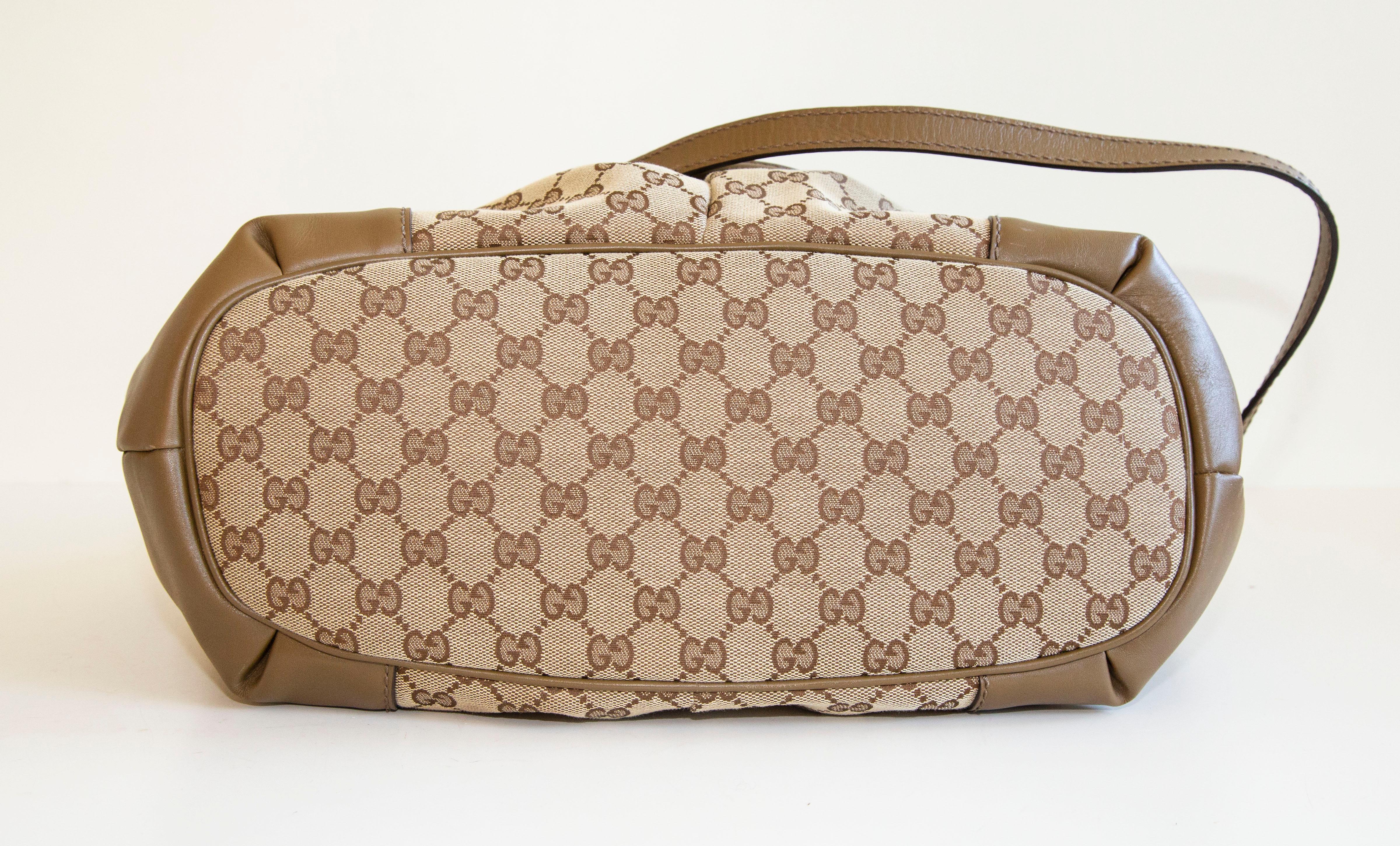Gucci Sukey GG Canvas Top Handle Satchel Crossbody Shoulder Bag For Sale 4