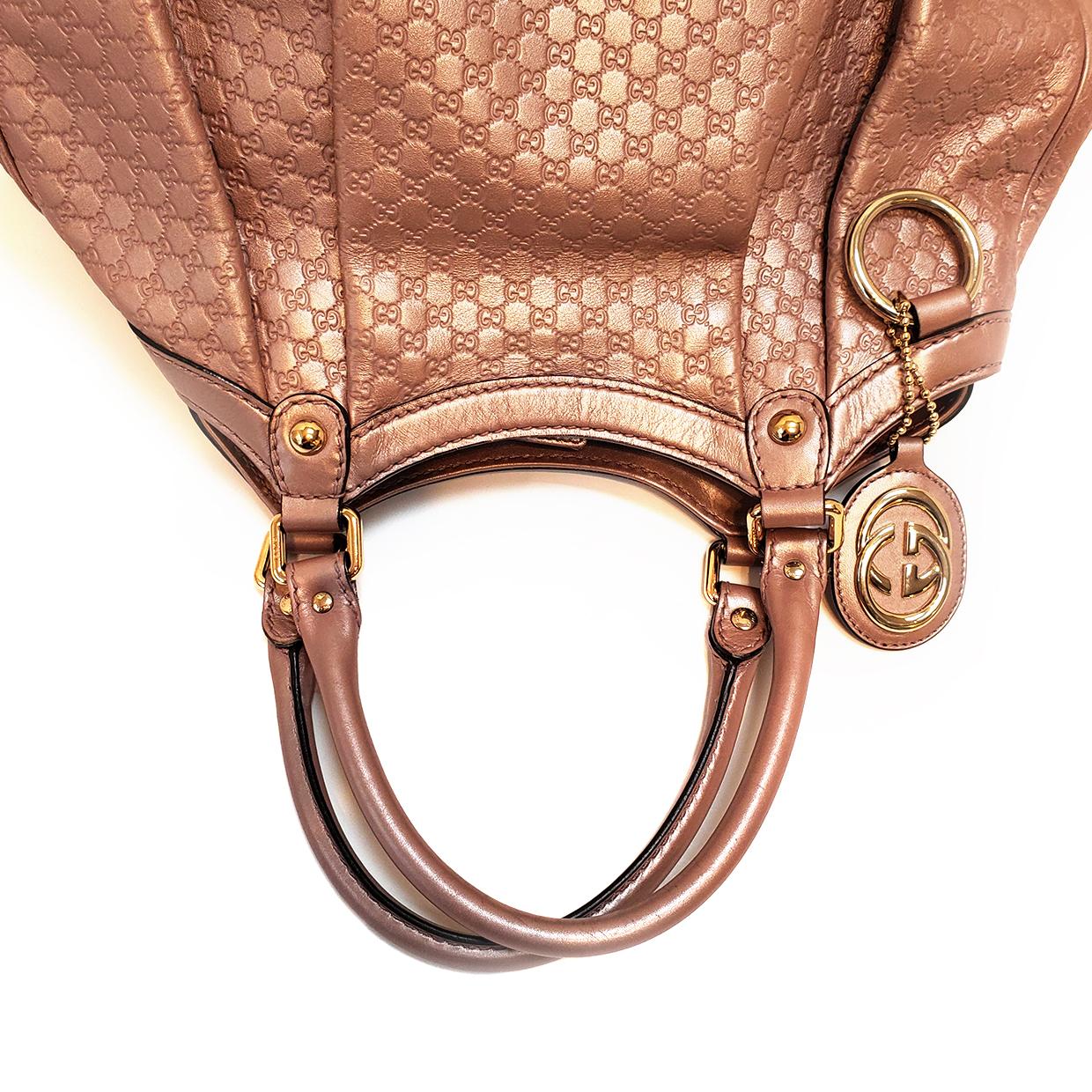 Gucci Sukey Pink Microguccissima Tote Handbag In Good Condition For Sale In Columbia, MO