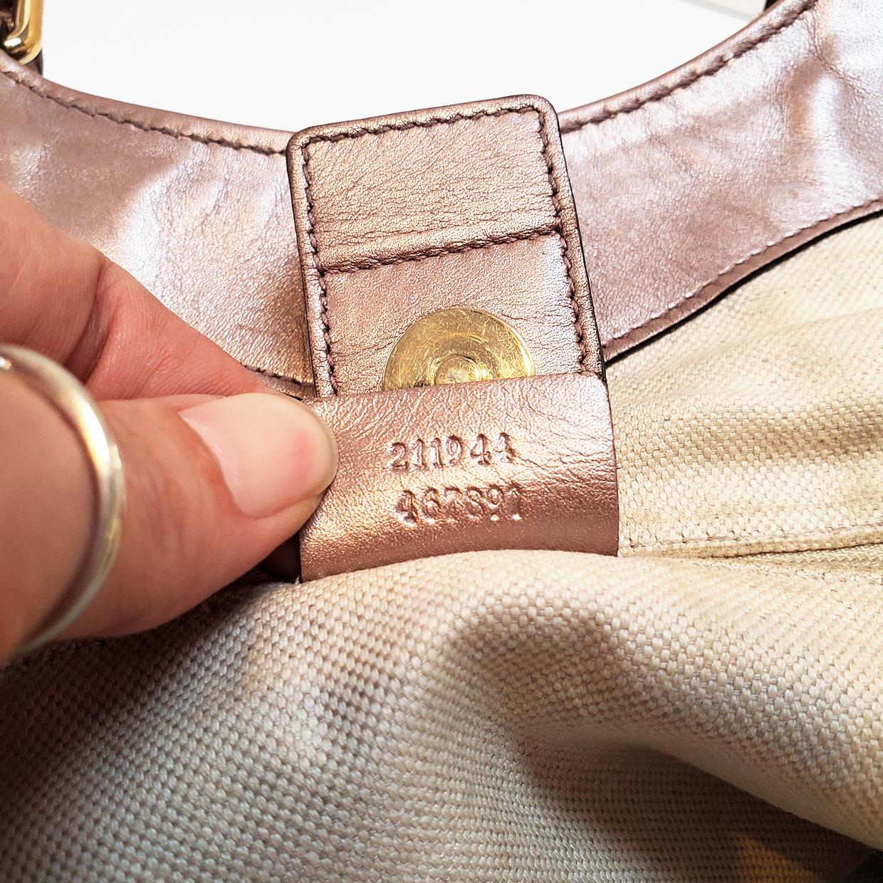 Gucci Sukey Pink Microguccissima Tote Handbag For Sale 3