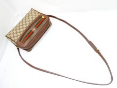 Gucci Supreme Monogram Gg Ophidia Medium Camera 232355 Cross Body Bag