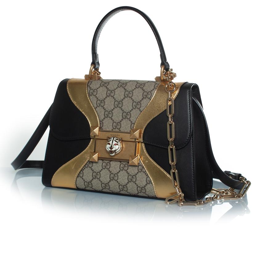 Gucci, borsa Supreme Monogram Osiride con manico superiore. L'articolo è in ottime condizioni, con piccoli graffi sulla pelle dorata. Viene fornito con lo scontrino originale. La borsa è dotata di una tracolla in metallo e pelle. 

CONDIZIONE: