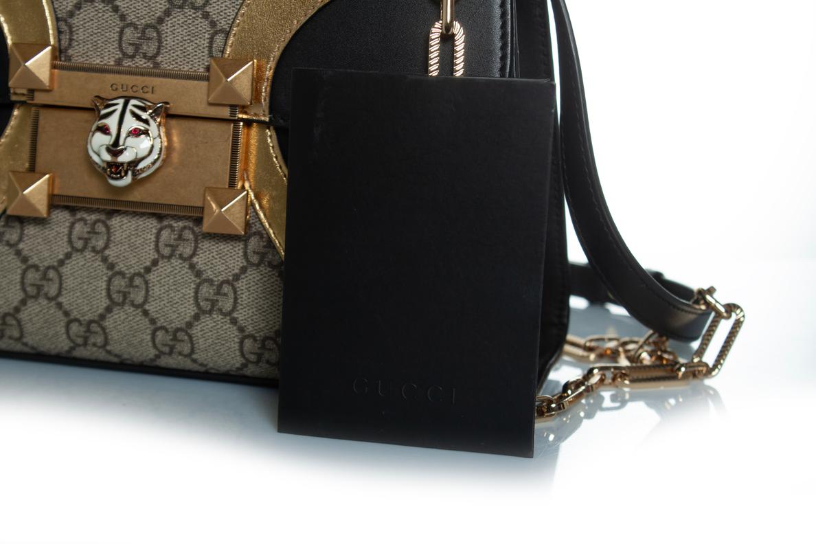 Gucci, borsa Supreme Monogram Osiride con manico superiore in vendita 2