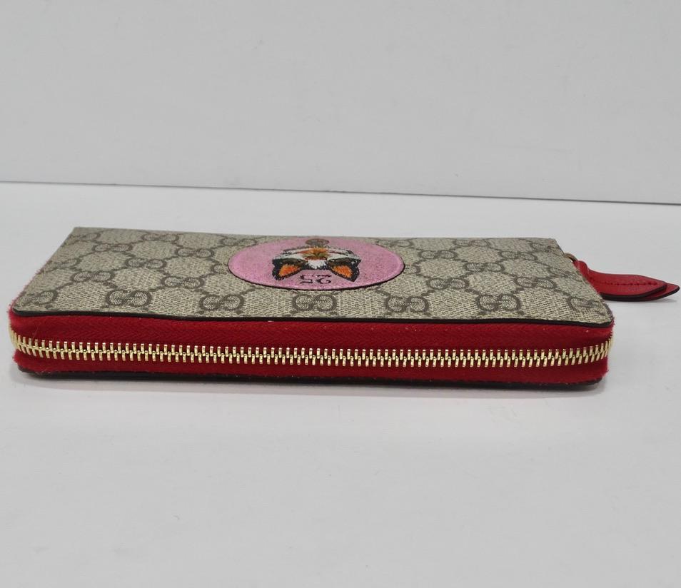 Gucci Supreme Zip Around Wallet Bosco Patch In New Condition For Sale In Scottsdale, AZ