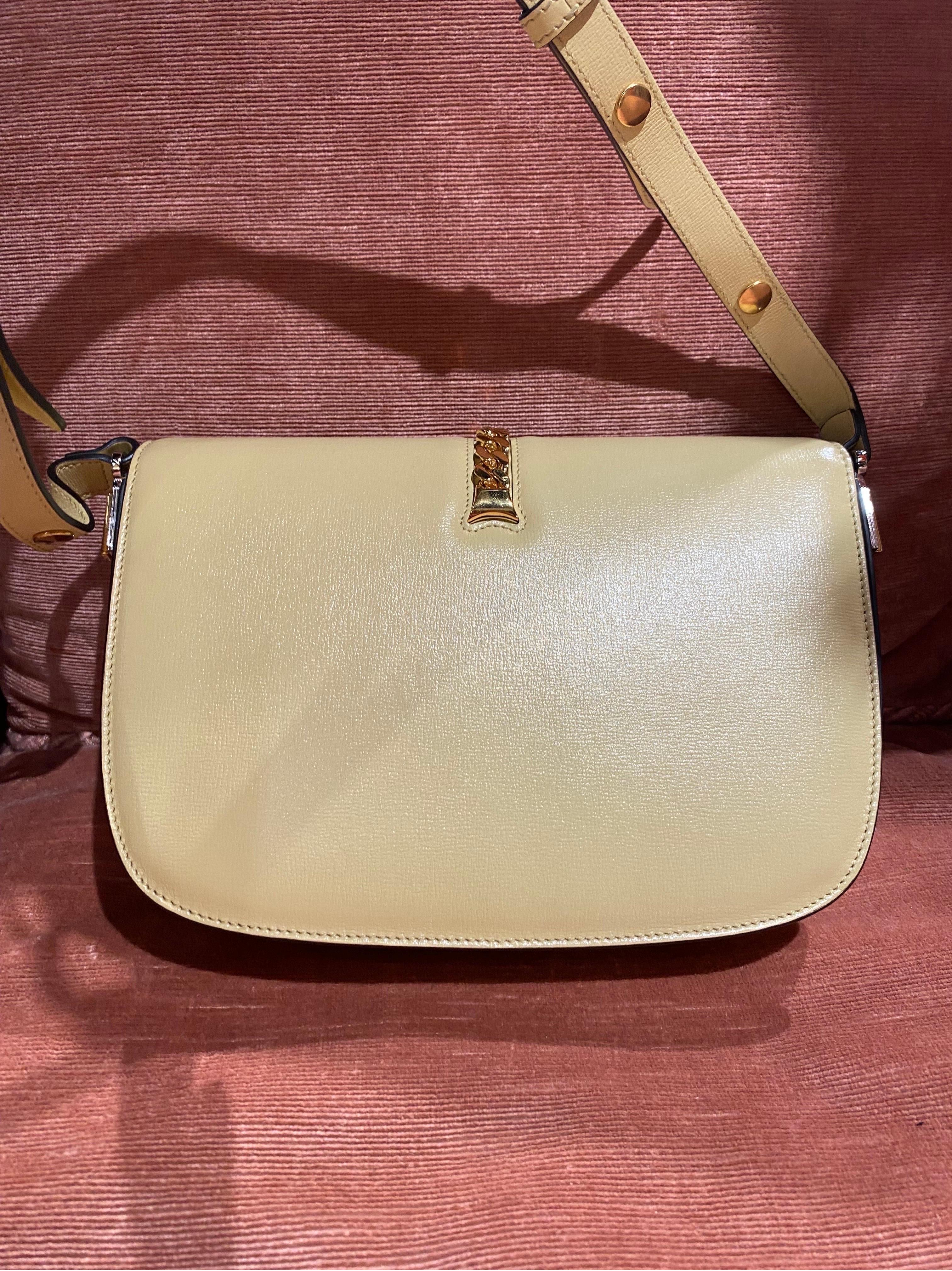 Gucci Sylvie 1969 mittelgelb 1
