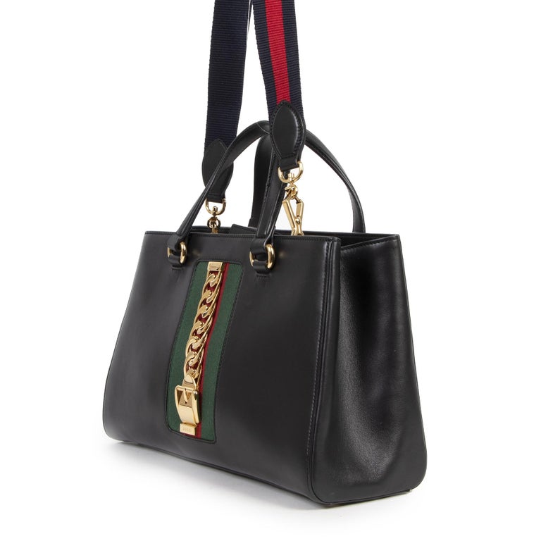 Gucci Sylvie Black Shoulder Bag at 1stDibs