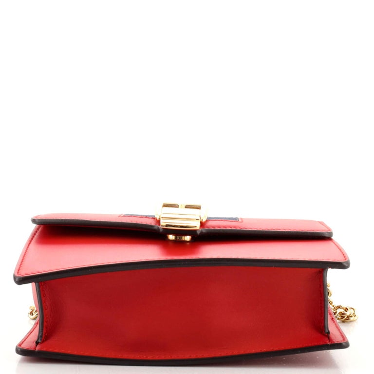 Gucci Sylvie Chain Shoulder Bag Leather Super Mini For Sale at 1stDibs