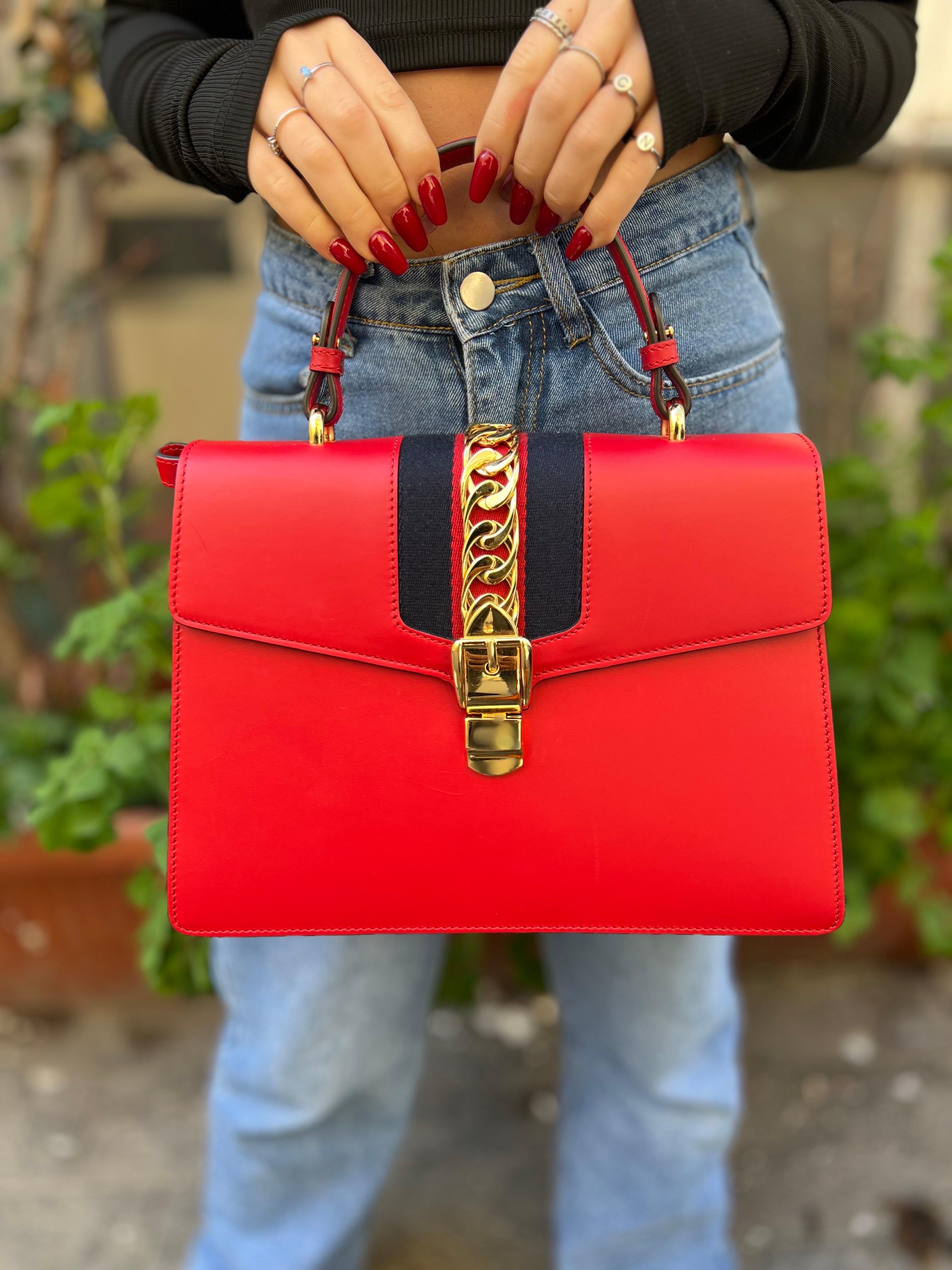 Gucci Sylvie Media Borsa a Tracolla pelle Rossa  en vente 15