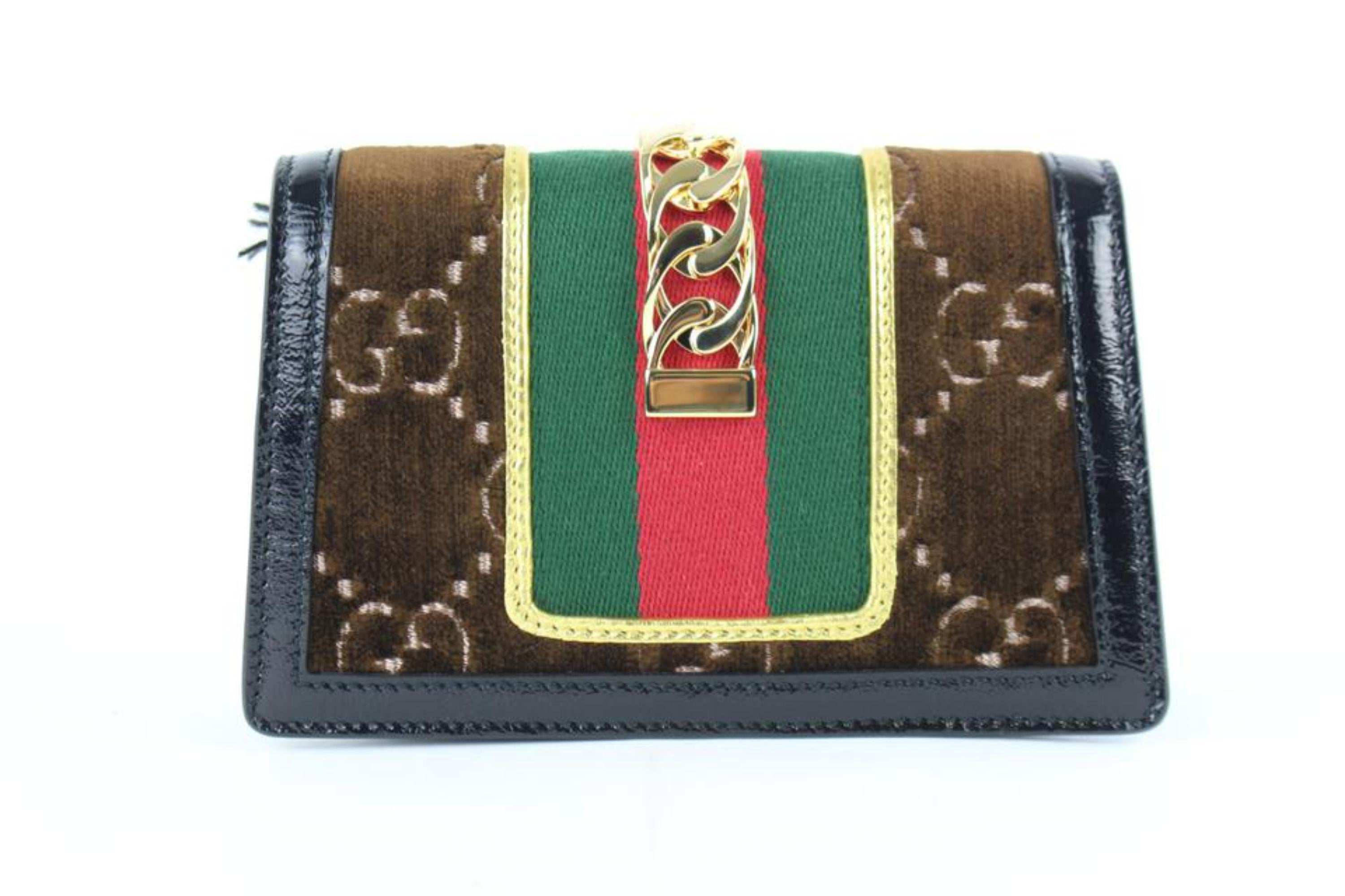 Gucci Sylvie Super Mini Gg Chain 12ge0110 Brown Velvet Cross Body Bag For Sale 2
