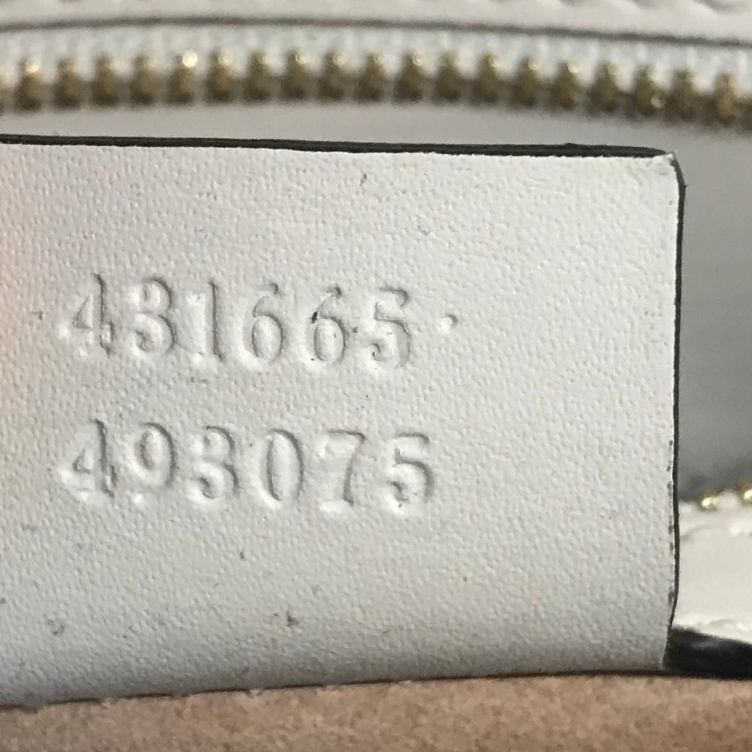 Gucci Sylvie Top Handle Bag Leather Medium In Excellent Condition In NY, NY