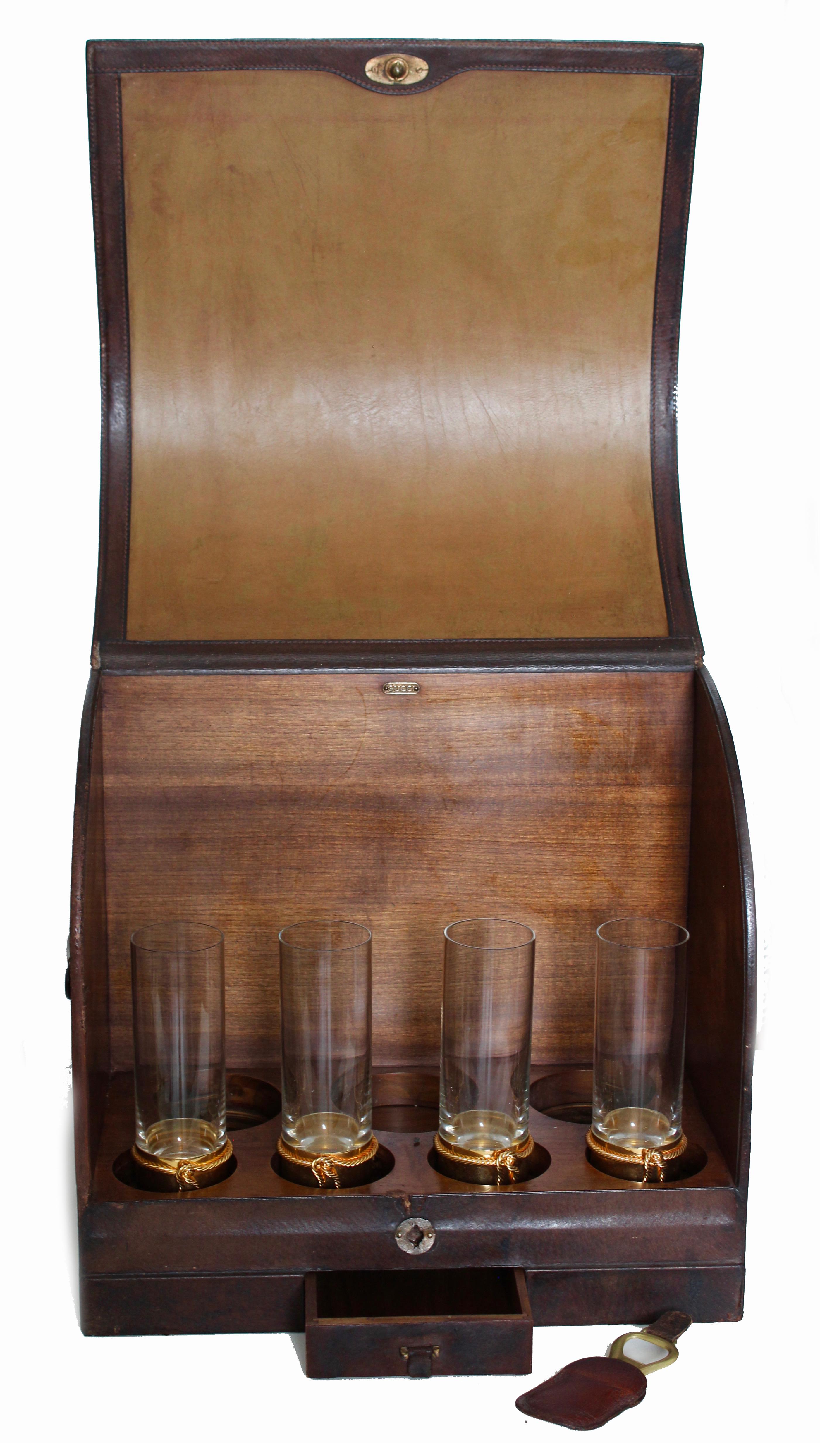 Gucci Tabletop Bar Rosewood Leather Trim Mid Century Barware 60s Rare Home Decor en venta 9